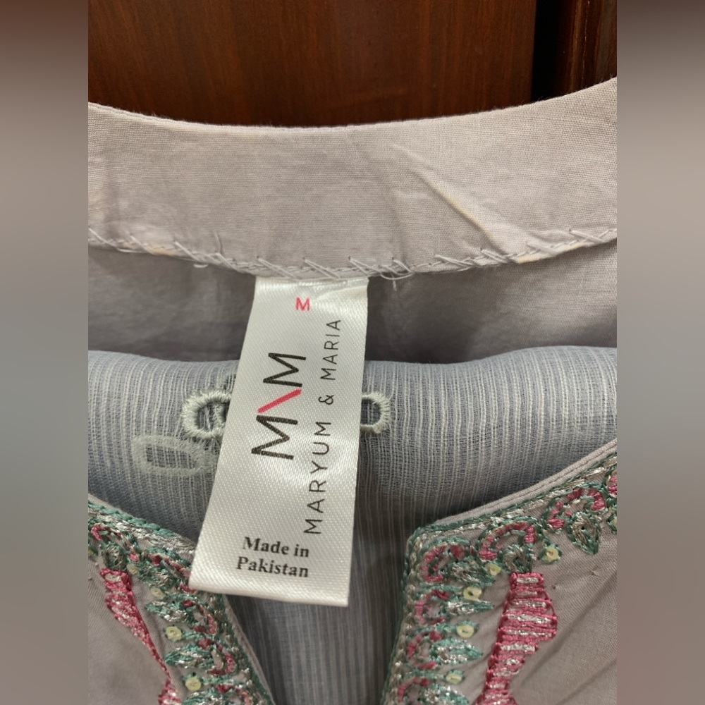 Maryum & Maria Embroidered Suit - Picture 12 of 17